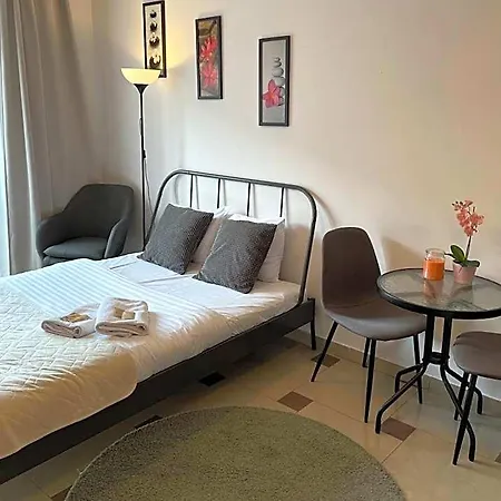 Hostel Bubble